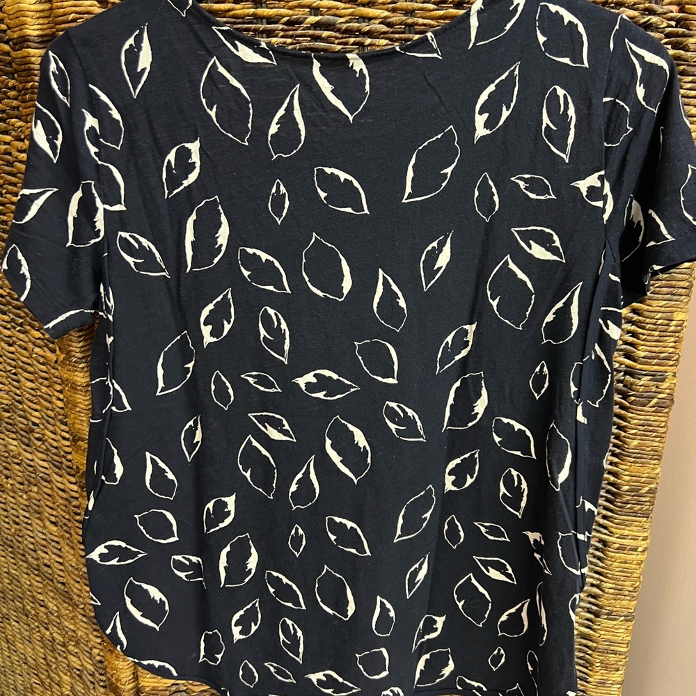 Loft- Blue/White leaf pattern, Size:Small - Picture 2 of 5